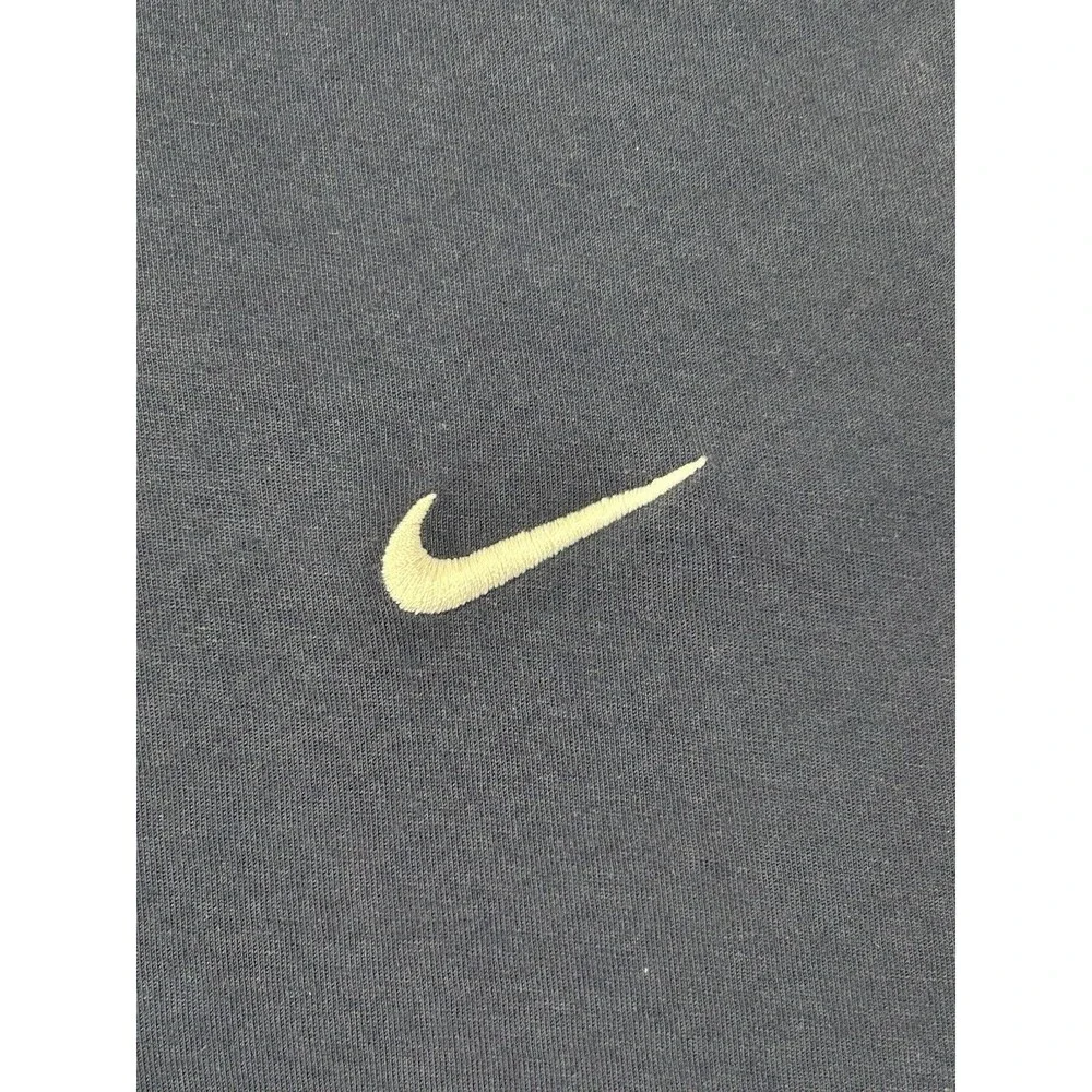 Nike Sportswear Club Medium Mens Short Sleeve Shirt Navy Blue Embroidered Swoosh